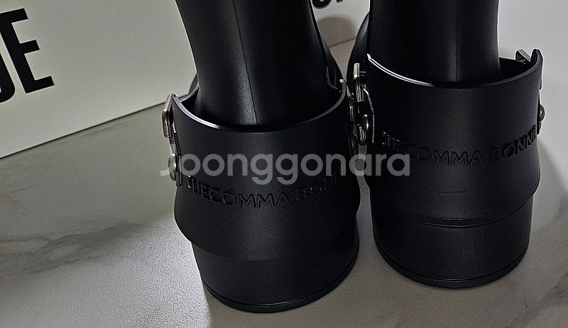 슈콤마보니 Buckle rain boots--5