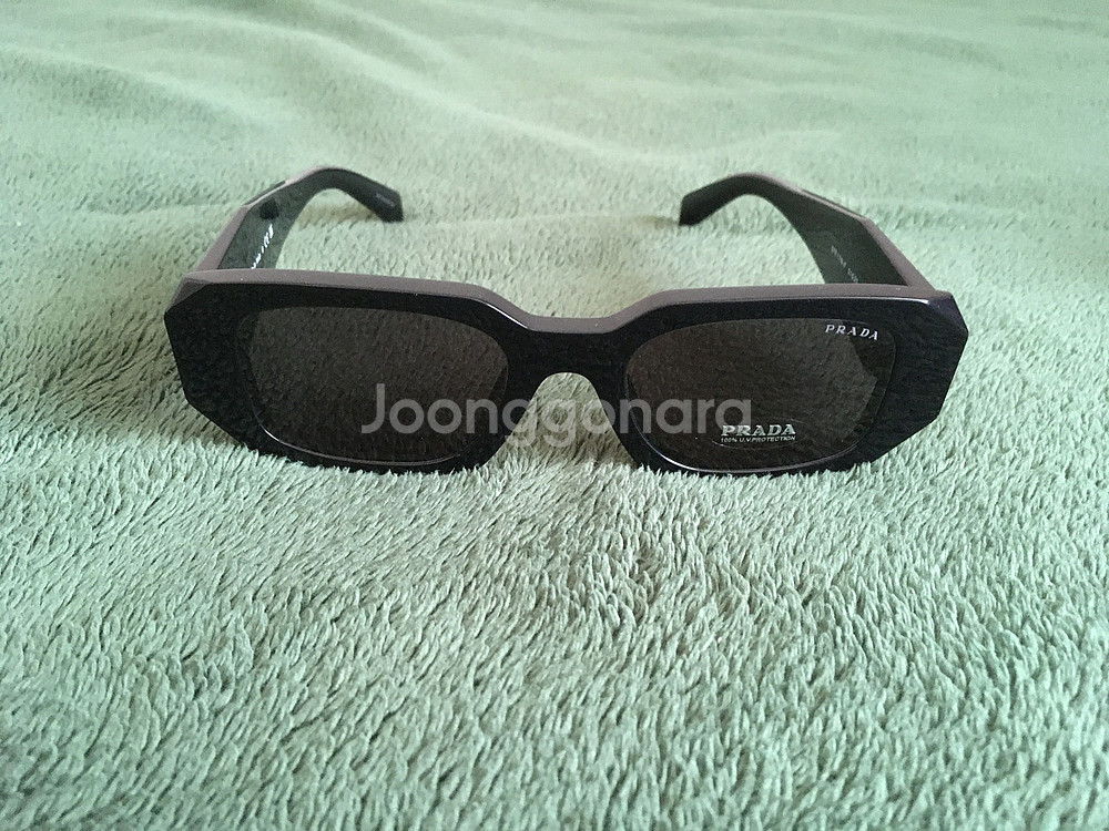 정품 프라다 선글래스 spr17w 블랙 팝니다--2