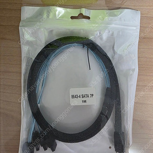 MINI SAS SFF-8643 to 4sata 정방향 케이블 1M 팝니다(미개봉,새상품)