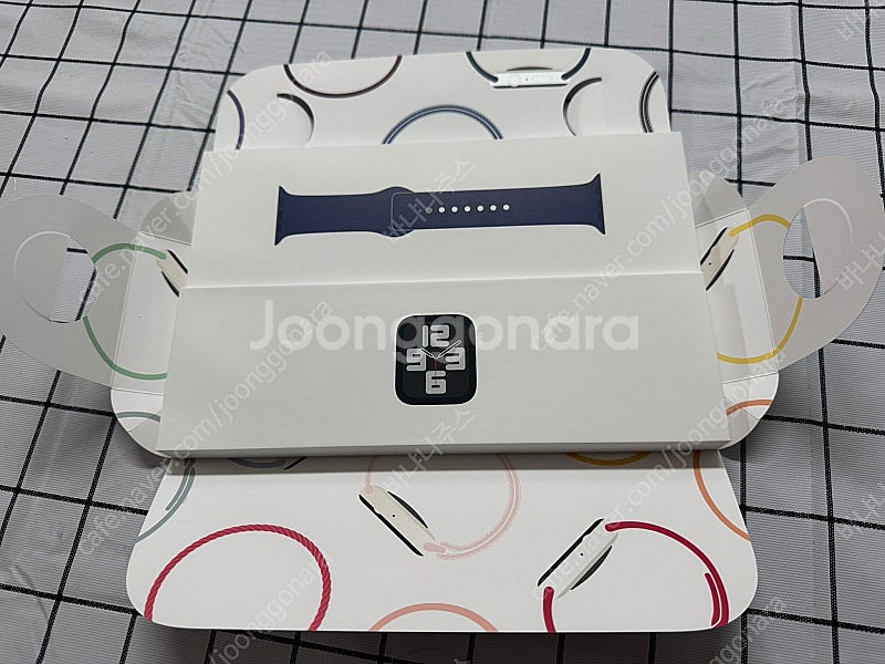 애플워치 SE 2세대 40mm GPS 미개봉--0