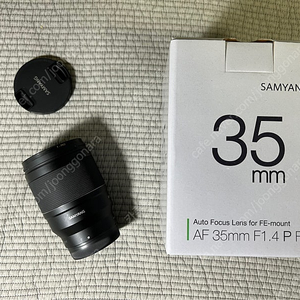 삼양 AF 35mm F1.4 P FE 팝니다. 49만원