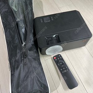 씨앤케이 Rnk72 빔프로젝터 & 삼각대
