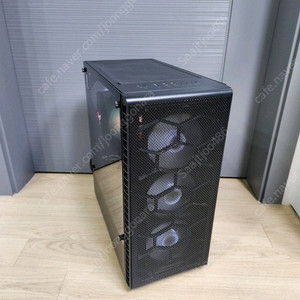컴퓨터 ( 디자인 , 방송 , 편집 ) PC 판매 . - 매우깨끗 -