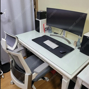 까사미아 책상 아주싸게팝니다