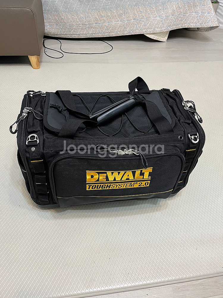 디월트 공구가방 멀티백 DWST83522-1 판매합니다...--0
