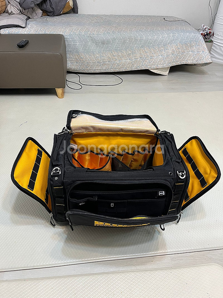 디월트 공구가방 멀티백 DWST83522-1 판매합니다...--6