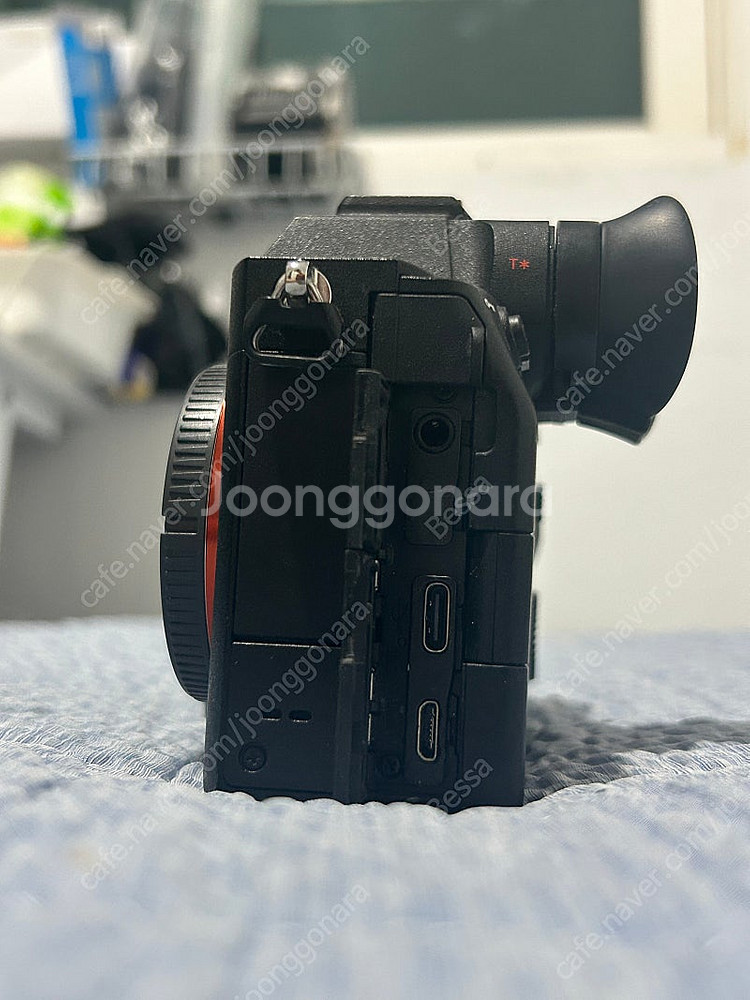 소니 A7M4 탐론 28-75 i 판매합니다.--7