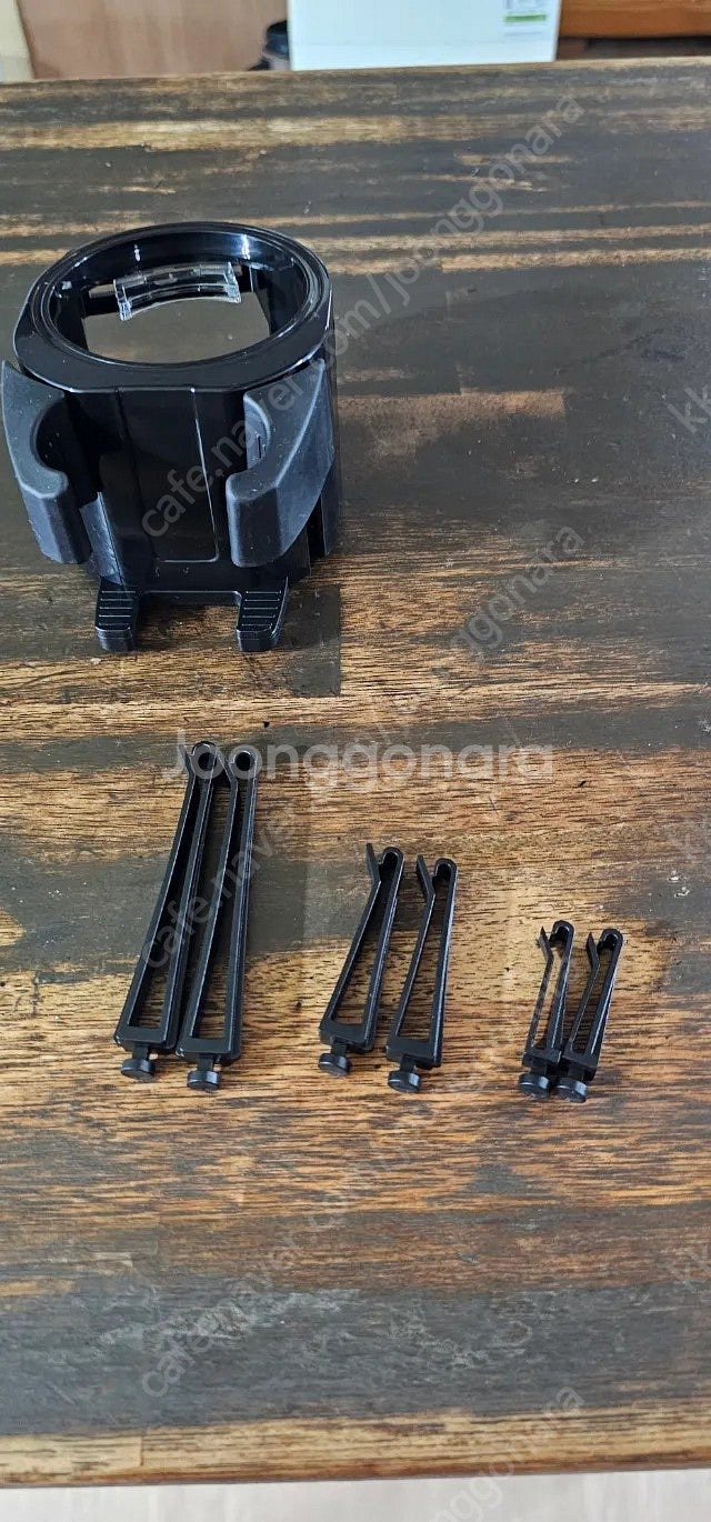 (새것) 차량 송풍구 컵홀더 핸드폰거치대 겸용--3