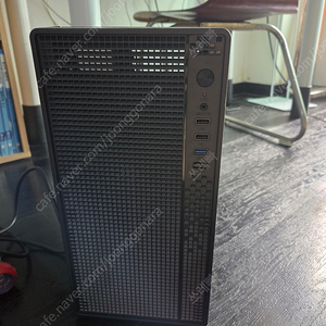 개인 라이젠 8600G PC 컴퓨터 본체 팝니다.