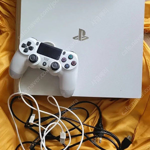 ps4 프로 7218 1테라 화이트
