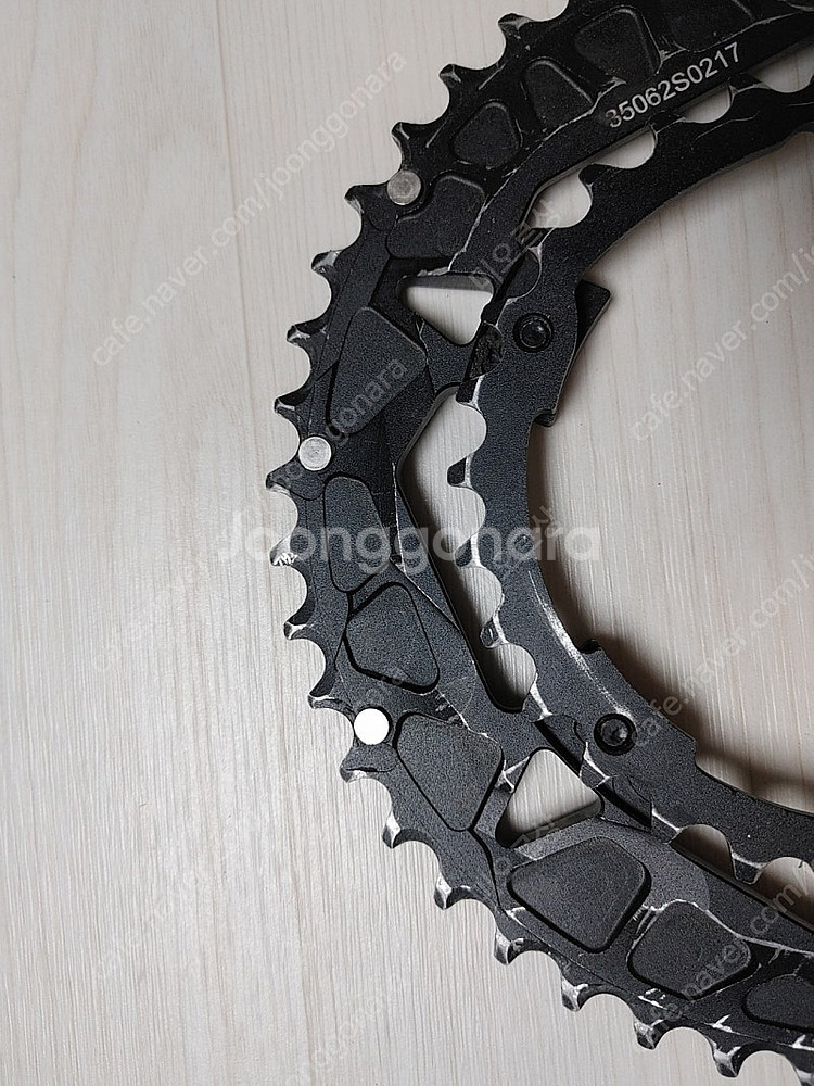 컨디션상급] 크로더(croder) 체인링 46-30t 팝니다. (택포11만원)--8