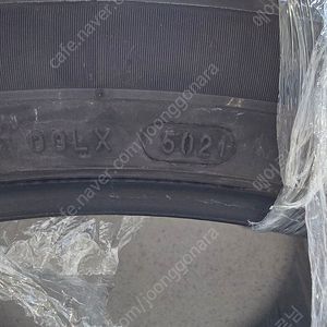 265 40 22 미쉐린 타이어 2개 판매합니다