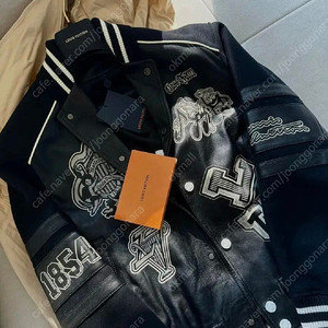 [48] 루이비통 바시티 자켓