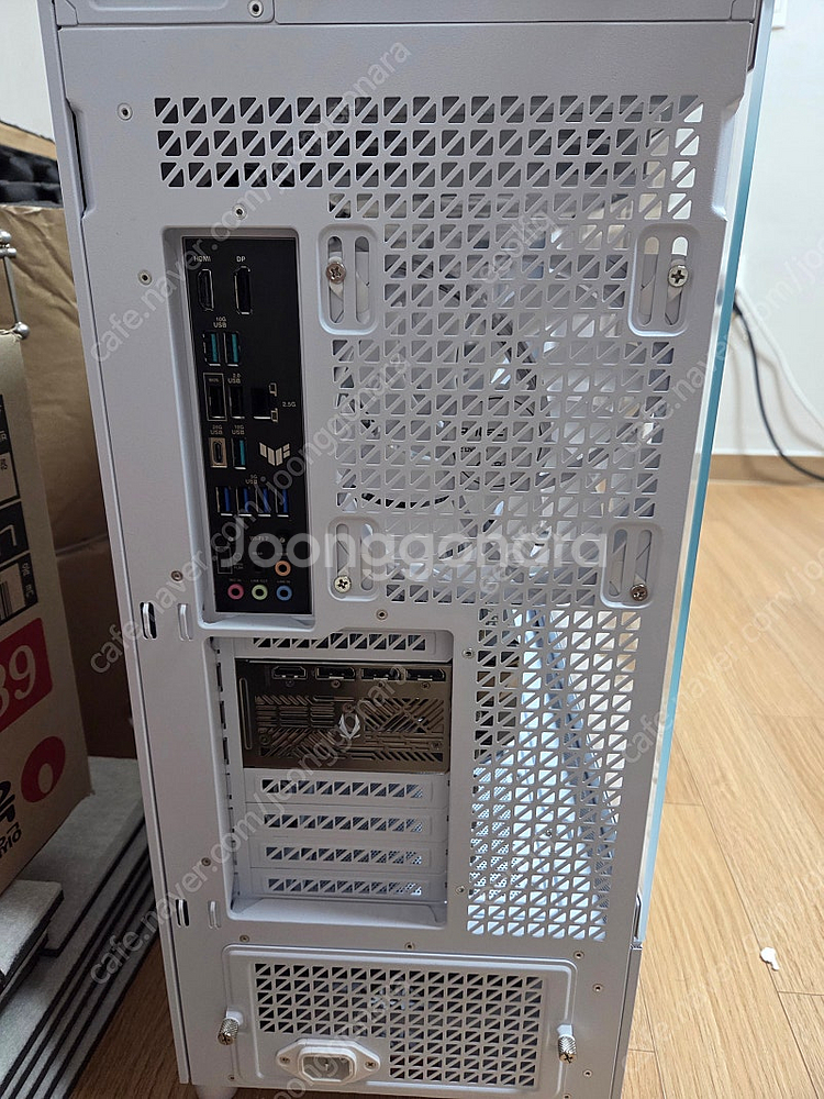 고사양컴퓨터 7950x3D 5070TI 64G 2T 반...--5