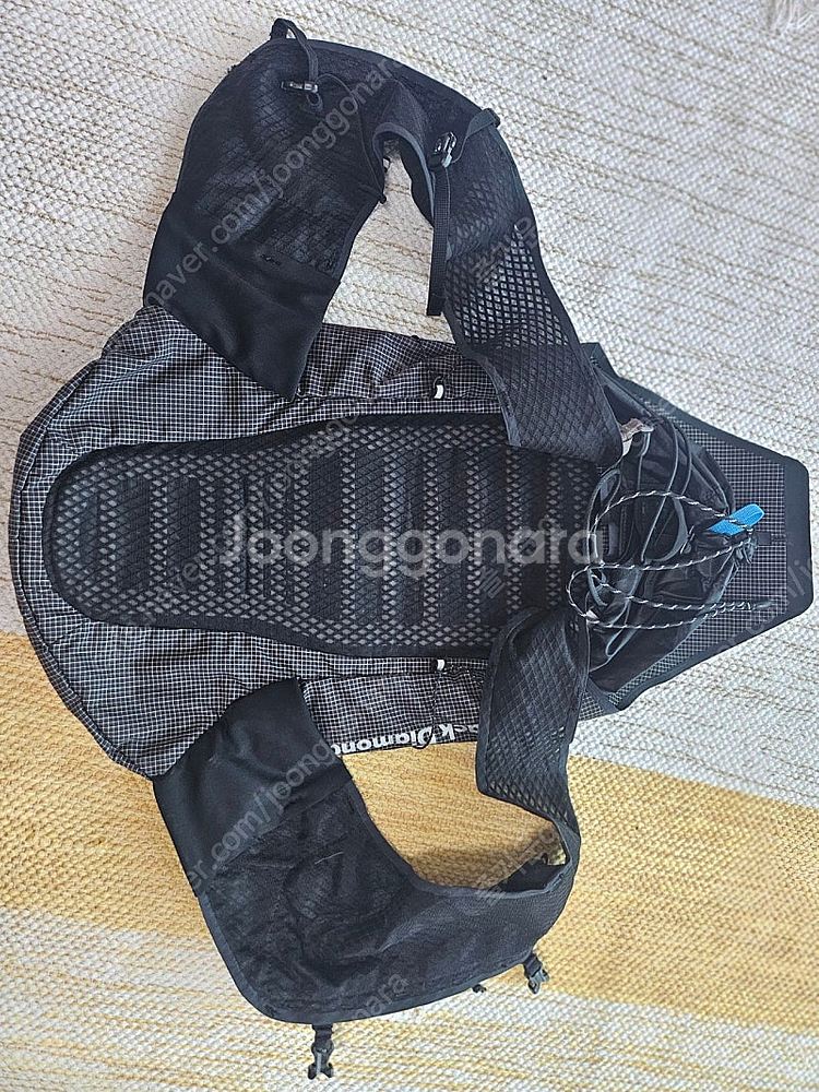 블랙다이아몬드 디스턴스 15L. D펙--1