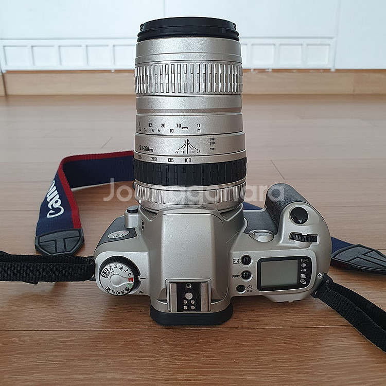 캐논 EOS KISS 필름카메라 (배송비,렌즈 포함)--5