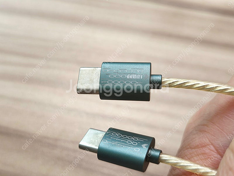 큐델릭스 5K+오픈형 이어폰+케이스--6