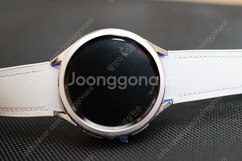 갤럭시워치6 클래식 47mm LTE 실버--1