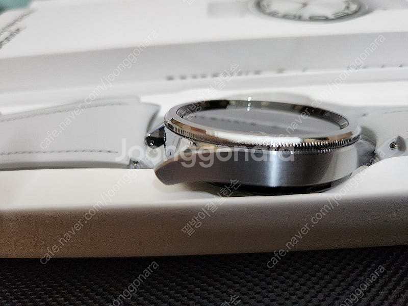 갤럭시워치6 클래식 47mm LTE 실버--5