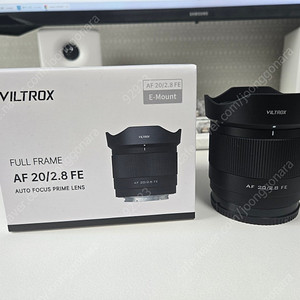 빌트록스 20mm f1.8 소니 FE마운트