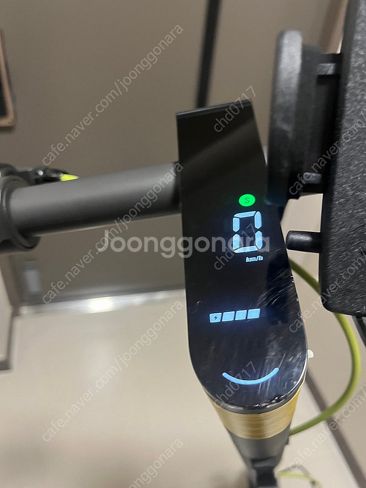 샤오미 나비 navee s65 킥보드 팝매합니다.--7