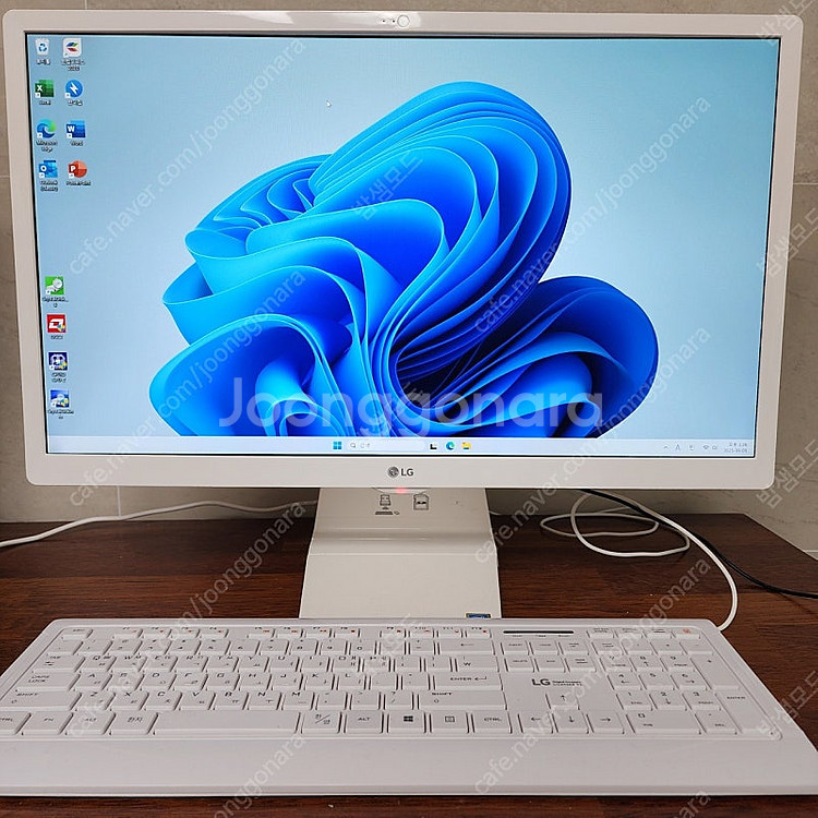 인텔10세대 LG 24인치 올인원PC 컴퓨터 팝니다.n...--3
