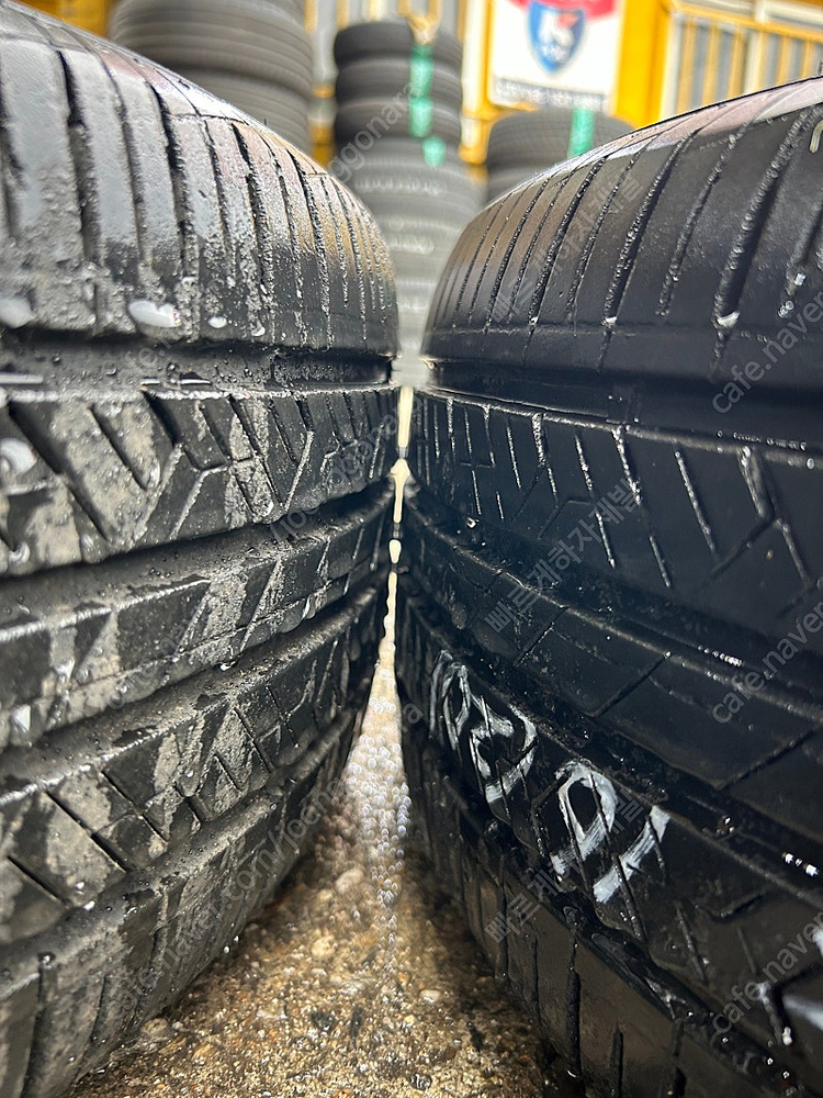 아반떼 그랜저 소나타 k3 k5 등 현대 기아 16인치 유광블랙 휠타이어 이미지