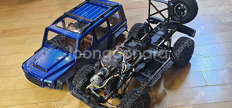 1:10 RC 트라이얼 G바겐 차량 팝니다.--1