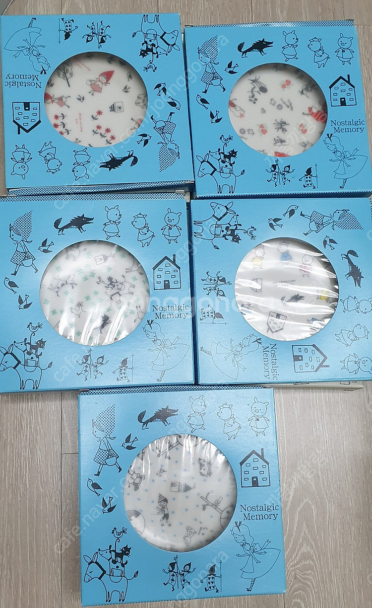 신지카토 노스텔직, 피노키오 컵, 접시 셋트 일괄판매--0