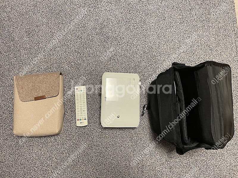 LG 빔프로젝트 pw1000 판매합니다--2