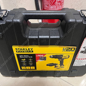 (거진 새상품) 스텐리 STANLEY 20V MAX 햄머 드릴 드라이버 세트 SCD711D1KA