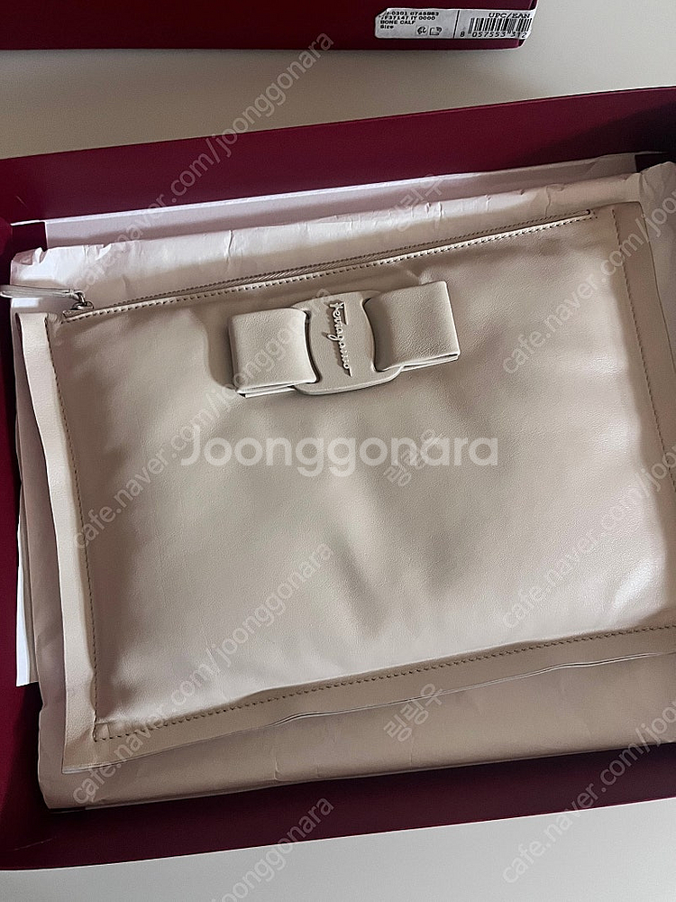 페라가모 비바클러치 라이트베이지--0
