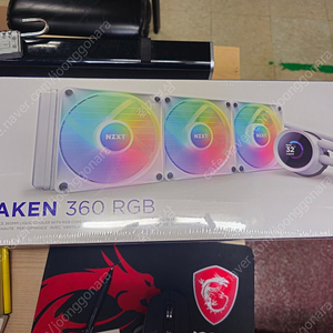 NZXT Kraken 360 RGB 수냉 쿨러 화이트 팝니다