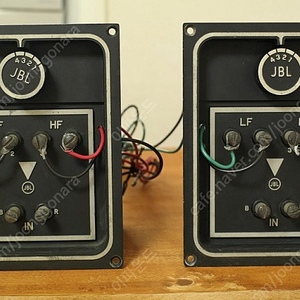 JBL N2400 크로스오버 네트워크 팝니다.