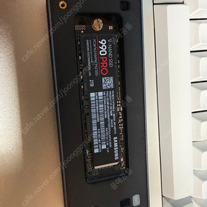 삼성 990 Pro 2테라 SSD + 인클로저 (40gbps)