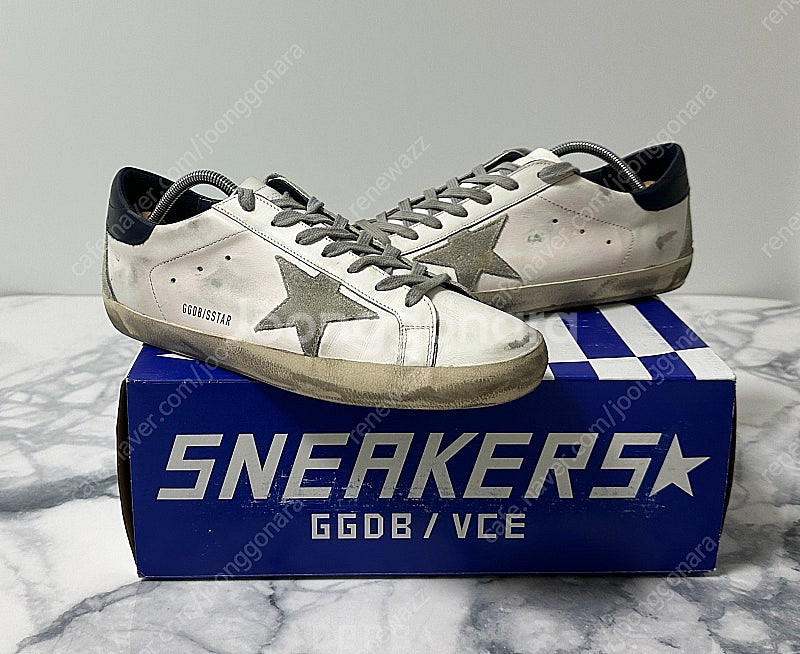 [42] 골든구스 슈퍼스타 네이비탭 스니커즈--0