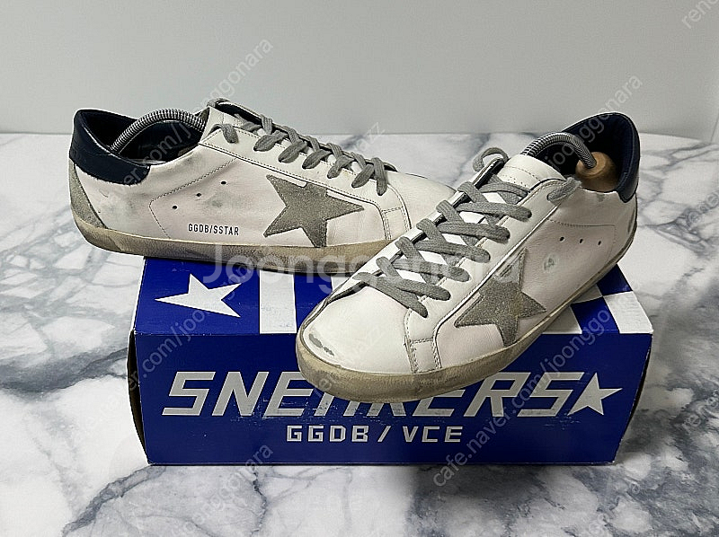 [42] 골든구스 슈퍼스타 네이비탭 스니커즈--1