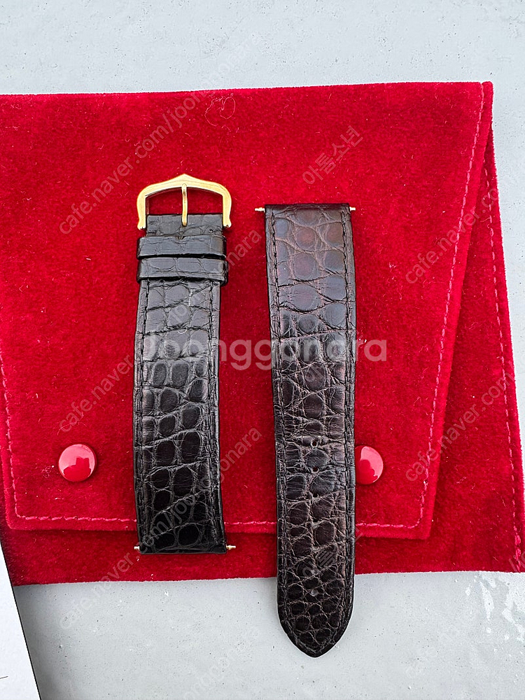 까르띠에 롱드솔로 라지 36mm 옐로우골드--4