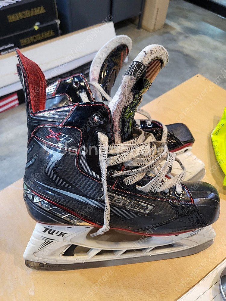 바우어X2.7 아이스하키 스케이트 7EE--1