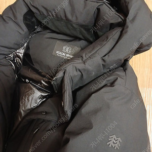 코오롱(정품) 남성 고어텍스 구스 다운 롱패딩 (블랙) (95 정싸이즈) (특A급) (거의 새옷)