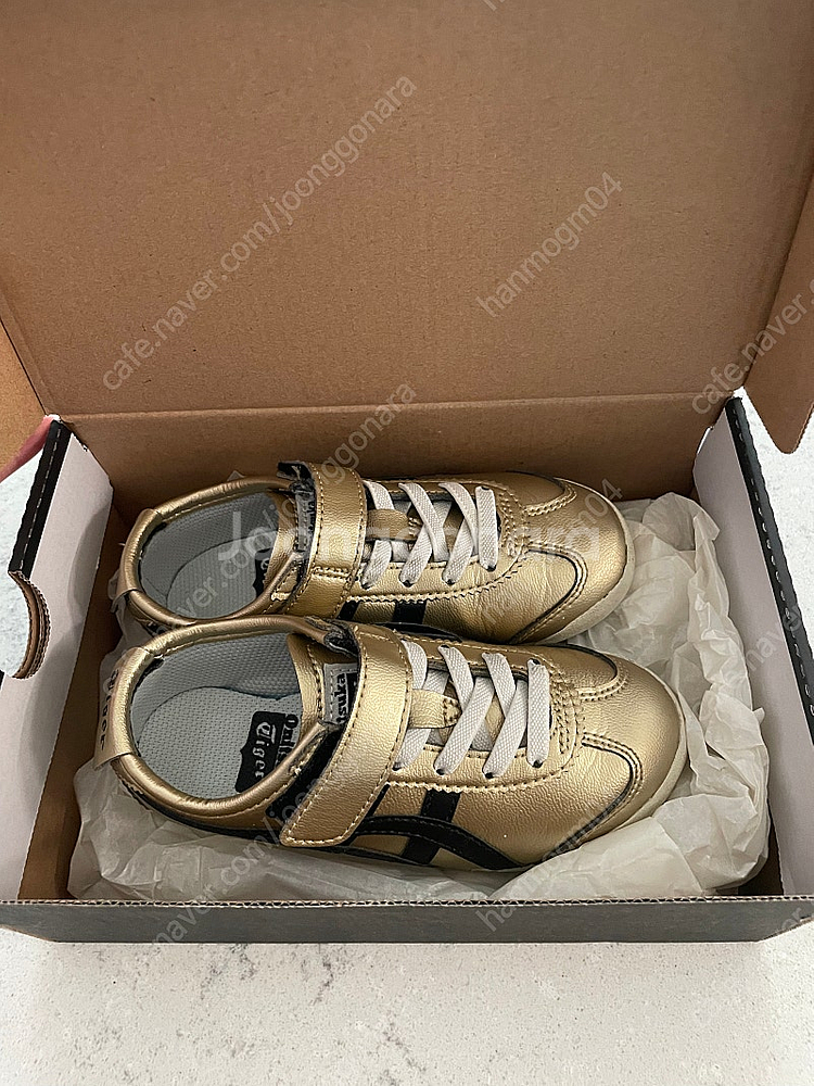 오니츠카타이거 멕시코 66 골드색상 170--0