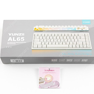 YUNZII 윤지 AL65 키보드 판매합니다 (실버)