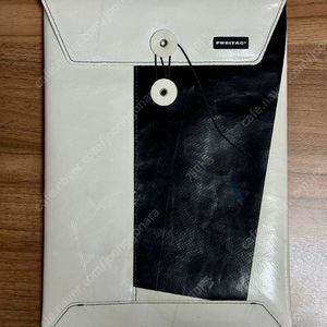 프라이탁 F402 랩탑, 맥북, 아이패드 12/13 슬리브 검흰