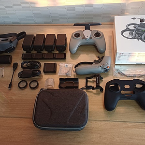 DJI 아바타1 플라이모어콤보 [기체 미개봉 새 상품+ 배터리4개+조종기2+고글2+모컨2+백팩+악세사리]