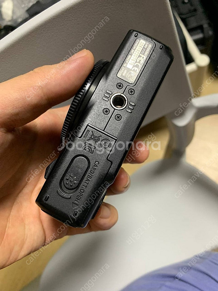 캐논 eos M 15만원 팝니다.--8