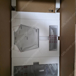 LG 32GS95UE 32인치 팝니다