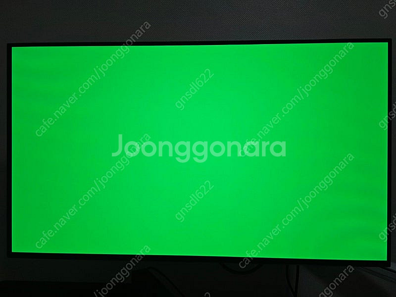LG 32GS95UE 32인치 팝니다--4