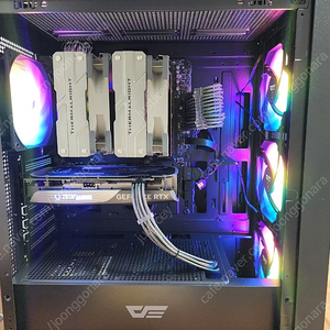 라이젠 7800X3D/ RTX4070 고사양 컴퓨터 본체 팝니다.