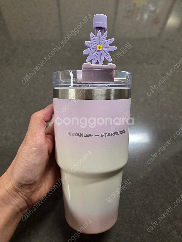 스타벅스 땡스플라워 스탠리 퀜처텀블러 591ml 판매--1