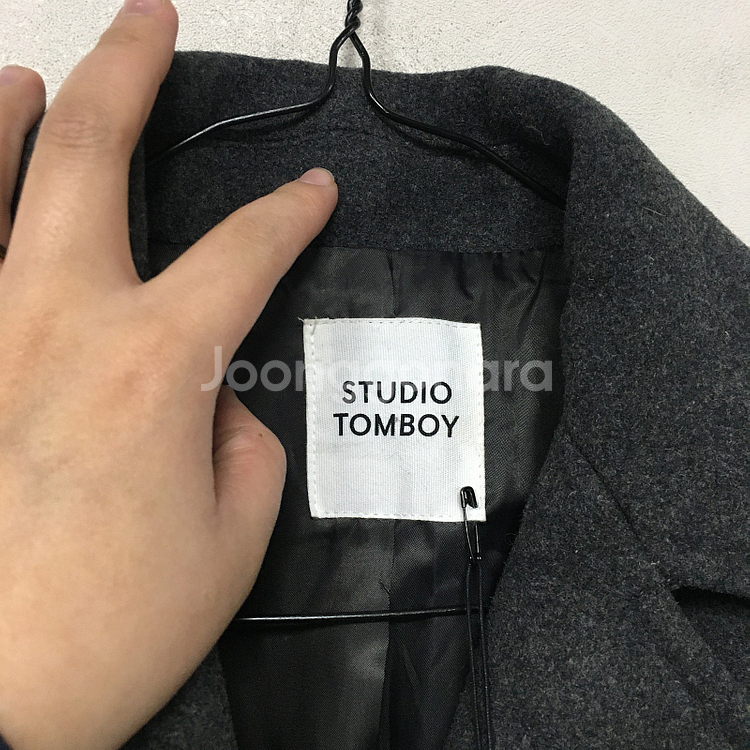 새상품 스튜디오톰보이 포켓 울 코트 55 / 랑방 마인 오브제 타임 럭키슈에뜨 산드로 마쥬 오르 시에 시스템--2